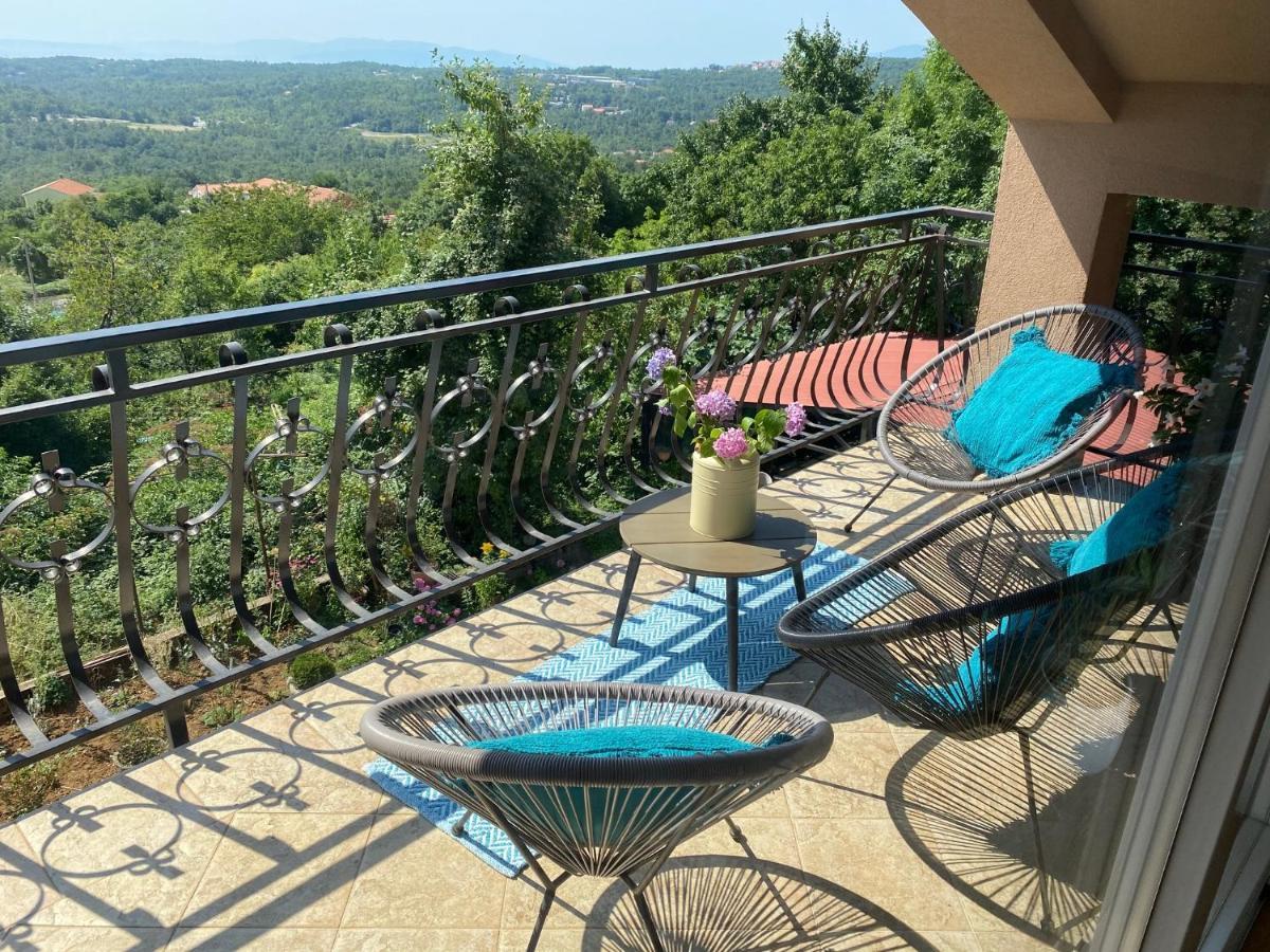 Andrea, Premium Three Bedroom Apartment, Entire Floor Кастав Екстериор снимка