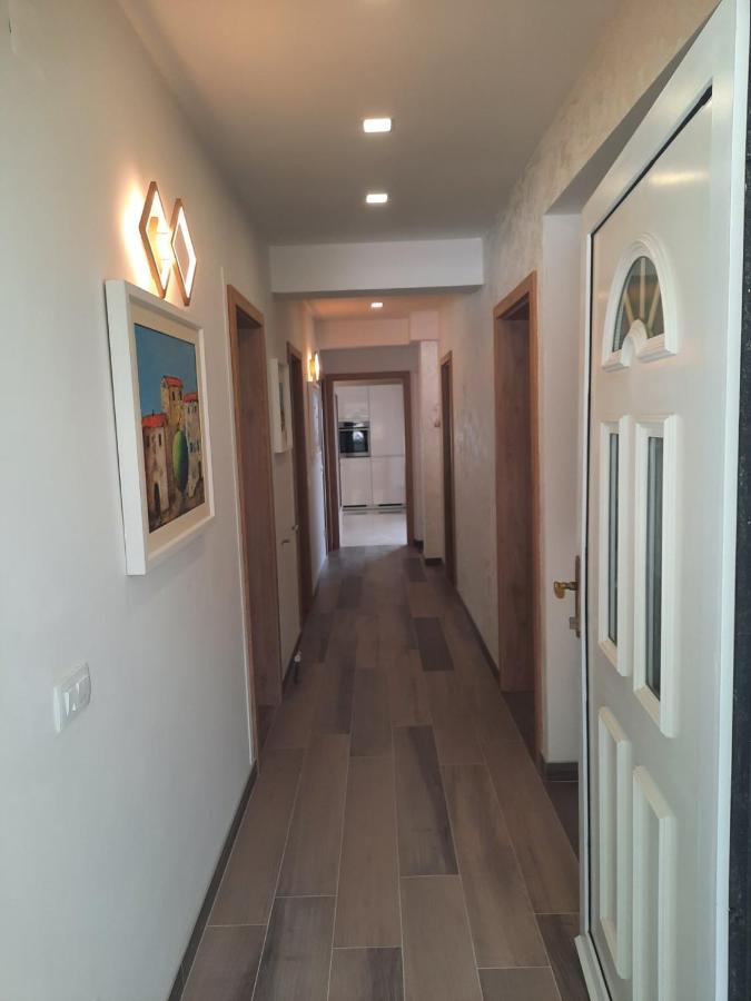 Andrea, Premium Three Bedroom Apartment, Entire Floor Кастав Екстериор снимка